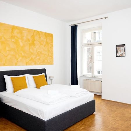 Premium 80 M2 Apartment - Free Parking Bécs Kültér fotó