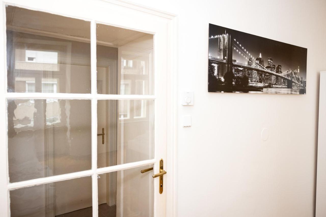 Premium 80 M2 Apartment - Free Parking Bécs Kültér fotó